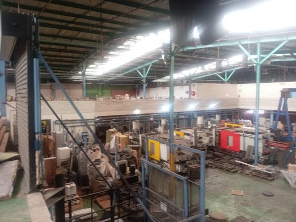 3 563  m² Industrial space