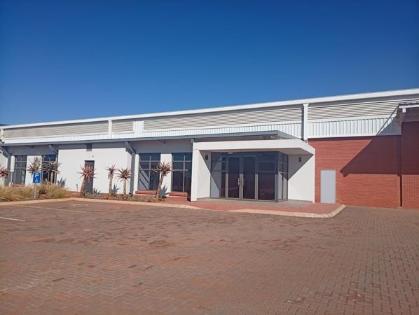 1 325  m² Commercial space