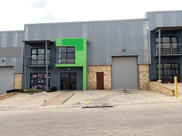 304  m² Industrial space