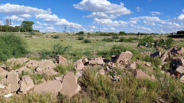 1.6 ha Land