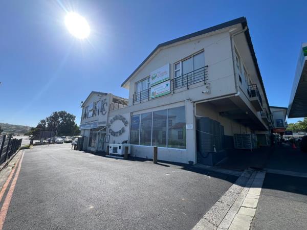 82  m² Commercial space