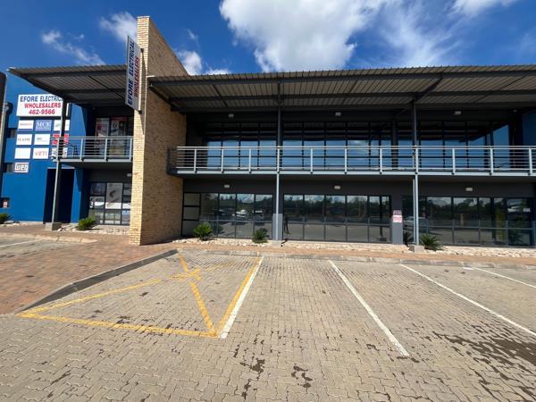 866  m² Commercial space