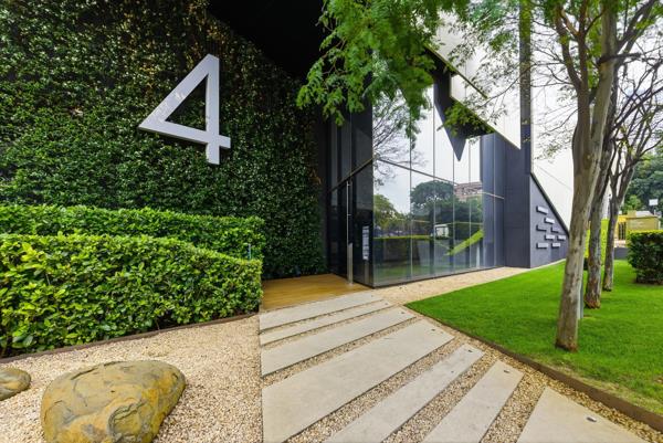 5 554  m² Commercial space