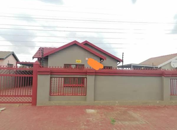 2 Bedroom House