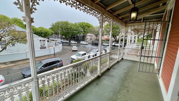 390  m² Commercial space