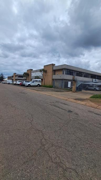 226  m² Retail Space