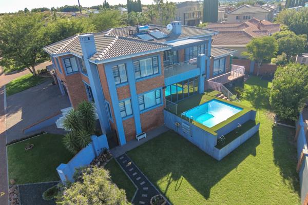 5 Bedroom House
