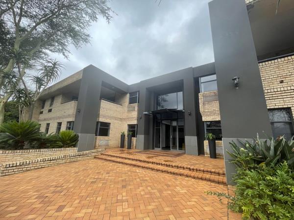 198  m² Commercial space