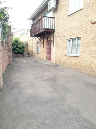 2 Bedroom Garden Cottage