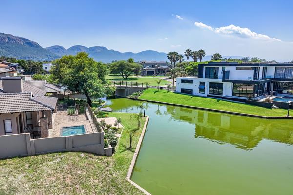918 m² Land
