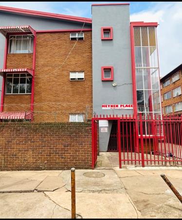 1.5 Bedroom Apartment