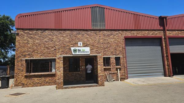 350  m² Industrial space