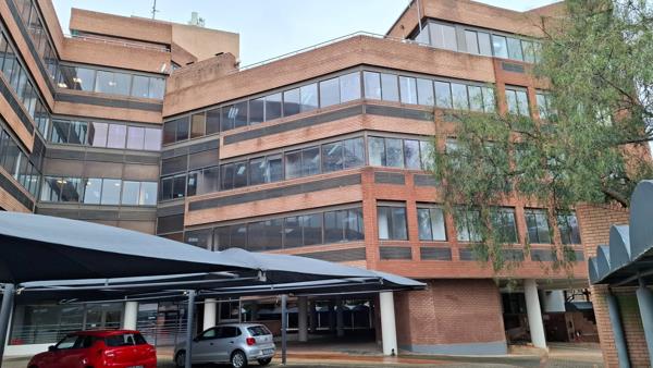 714  m² Office Space