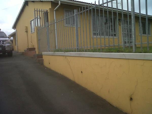 2 Bedroom House