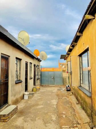 11 Bedroom House
