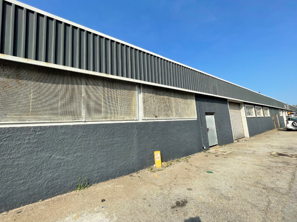 580  m² Industrial space