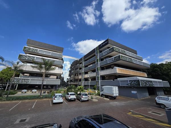 296  m² Commercial space