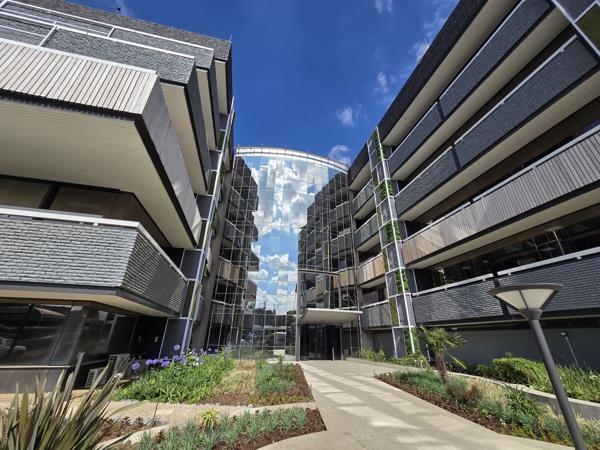 251  m² Commercial space