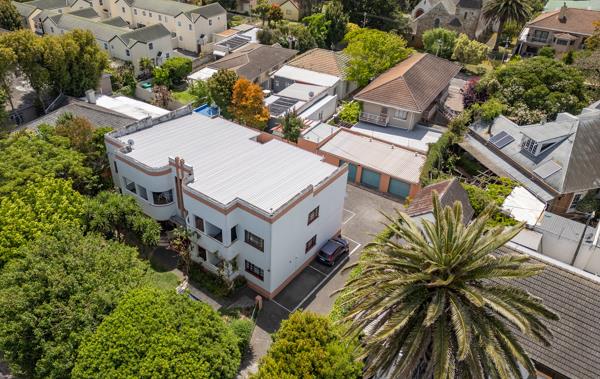 11 Bedroom House