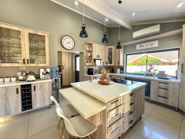 5 Bedroom House