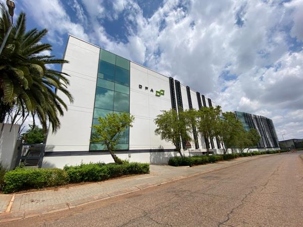 603  m² Office Space