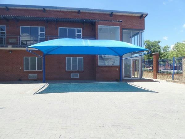 1 176  m² Industrial space