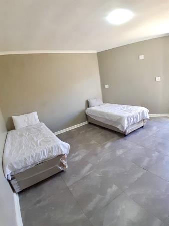 350  m² Commercial space