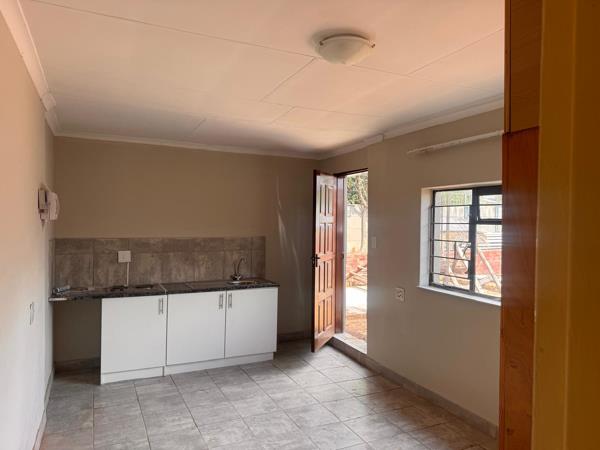 1 Bedroom Garden Cottage