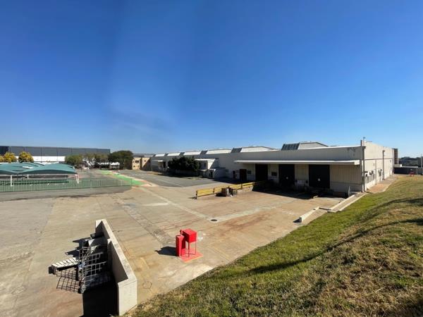 11 924  m² Industrial space