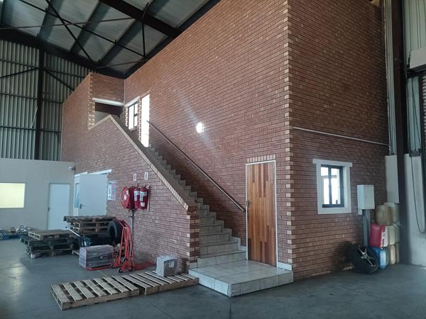 597  m² Industrial space