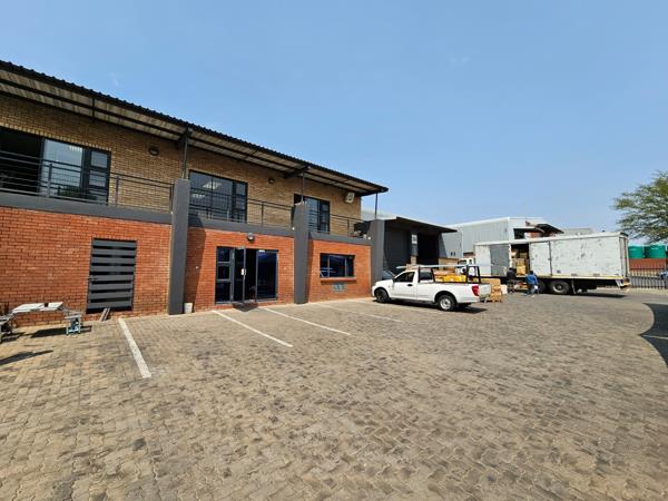 1 607 m² Industrial space