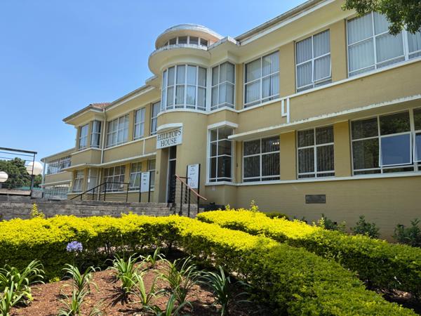 282  m² Office Space