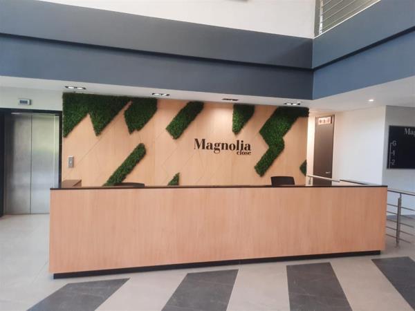 365  m² Commercial space