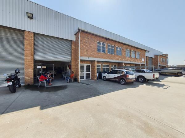 310  m² Industrial space