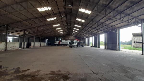 2 250  m² Industrial space