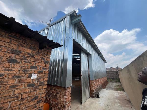 250  m² Industrial space