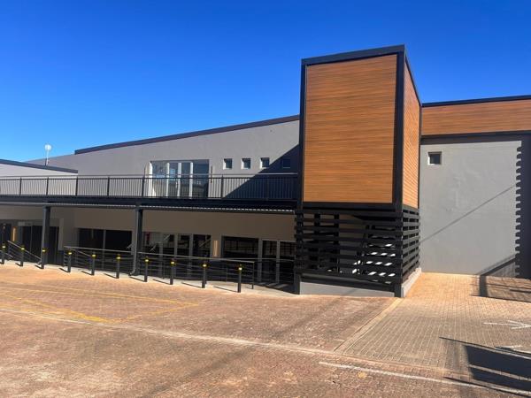 1 632  m² Commercial space