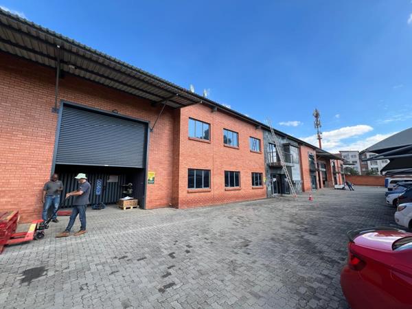 537  m² Industrial space