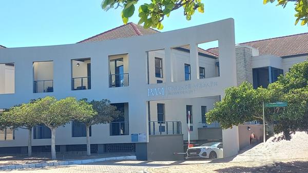 505  m² Commercial space