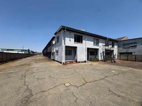 1 535  m² Industrial space