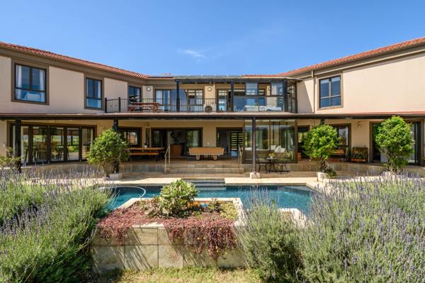 5 Bedroom House