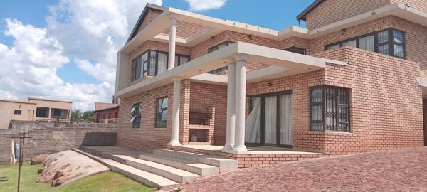 5 Bedroom House