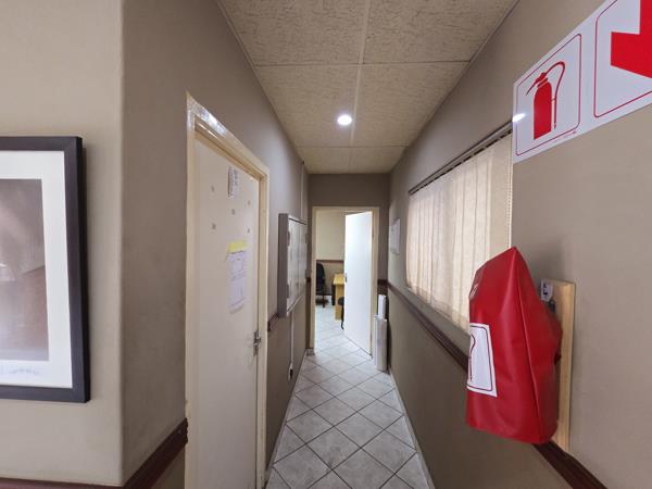 2 728  m² Industrial space