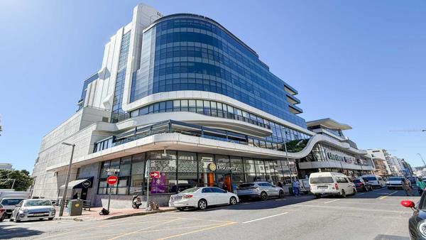 322  m² Commercial space