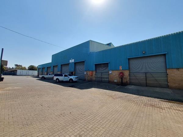 952  m² Industrial space