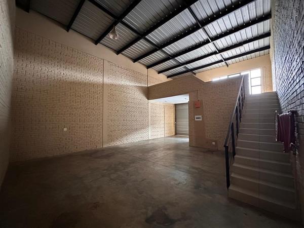 135  m² Commercial space