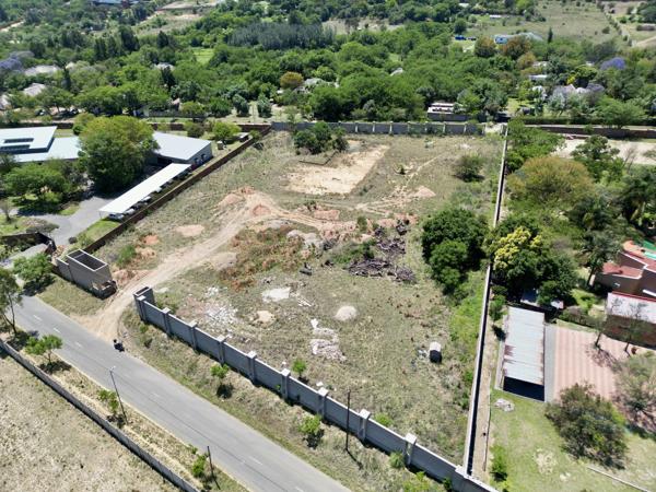 8 565 m² Land