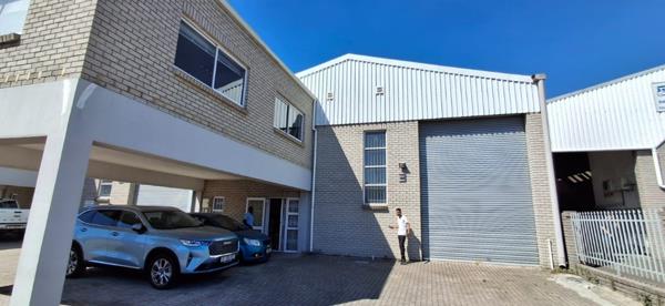 275  m² Industrial space