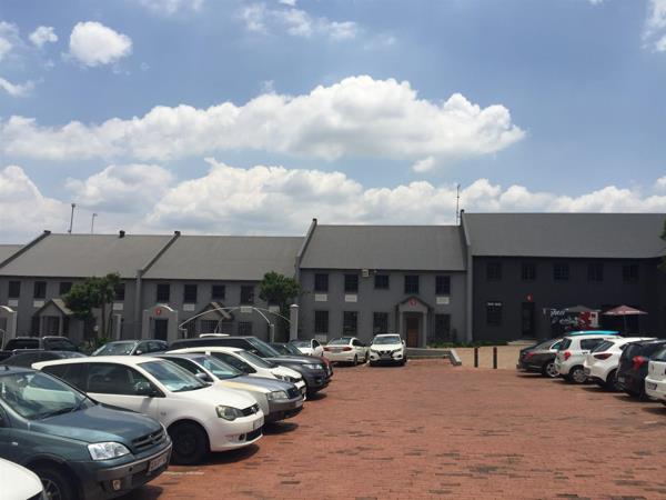 710  m² Industrial space