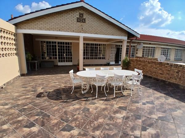 4 Bedroom Townhouse